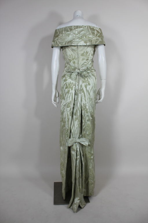 Elizabeth Arden 1950s Shaved Silk Velvet Gown In Excellent Condition In Los Angeles, CA