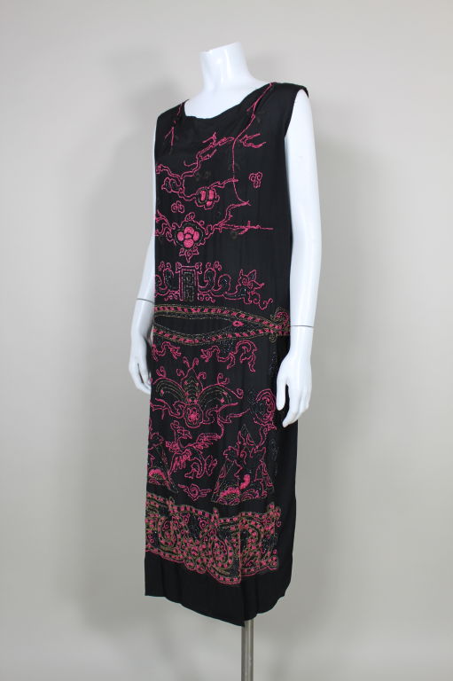 1920's Hot Pink Beaded Black Crepe Japanese Inspired Party Dress For Sale 1