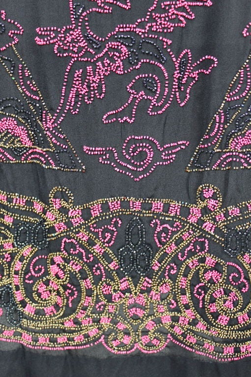 1920's Hot Pink Beaded Black Crepe Japanese Inspired Party Dress For Sale 2