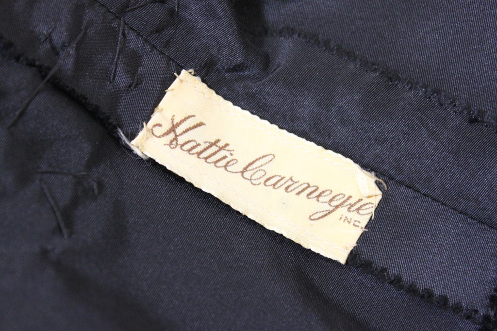 1950’s Hattie Carnegie Silk Taffeta Cocktail Dress For Sale at 1stDibs