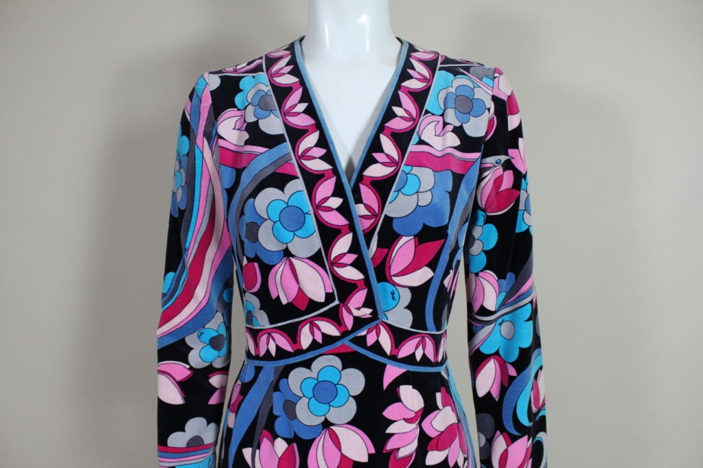 Pucci 1970s Velveteen Floral Print Dress For Sale 3