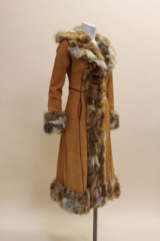 Brown North Beach Leather 1970s Coyote Trimmed Toffee-Leather Coat For Sale