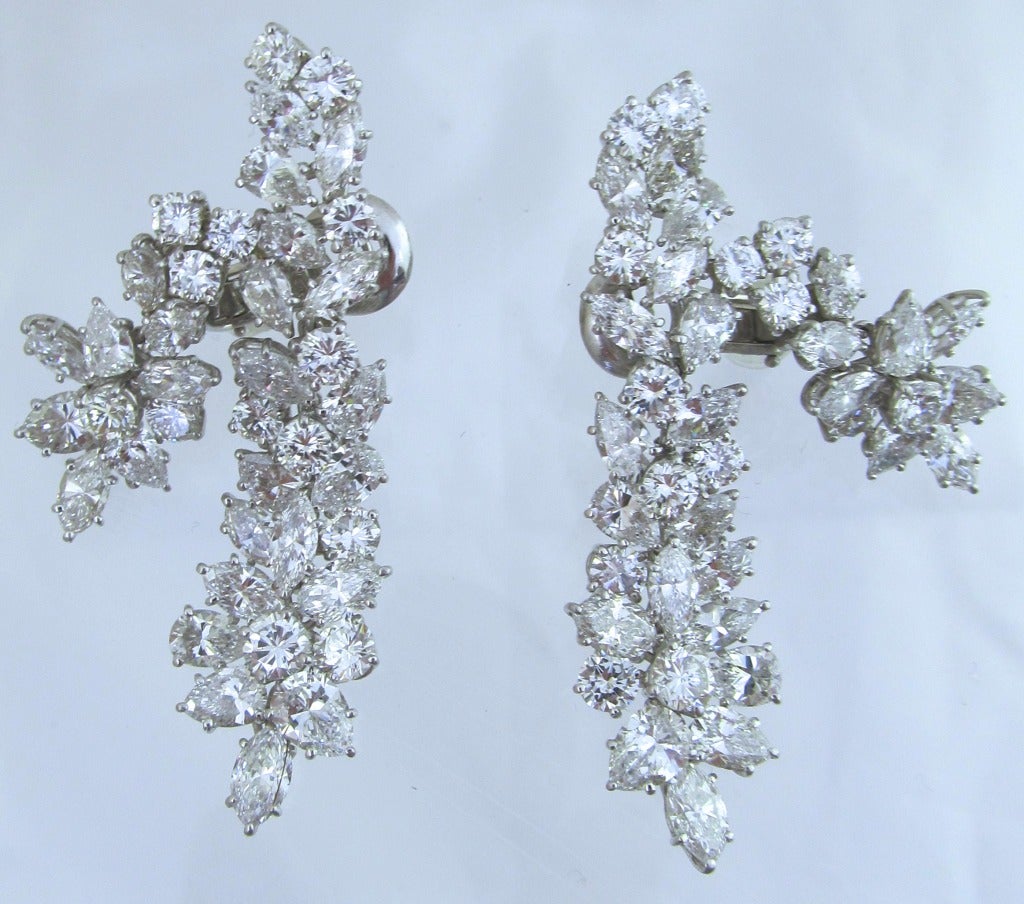 Impressive diamond earrings!!!!

 With 82 large marque, brilliant & pear shape  diamonds
Estimated total weight:  30 carats
Color:  F/G
Clarity: VS1
Set in platinum