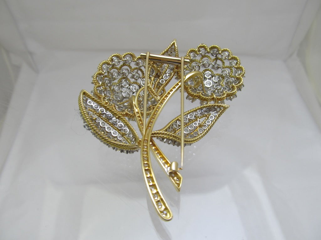 Van Cleef & Arpels Diamond Flower Brooch 2