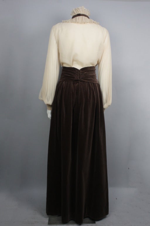 1970s Lillie Rubin Ruffle Tie Neck Blouse, Skirt, and Belt Set In Excellent Condition In New York, NY