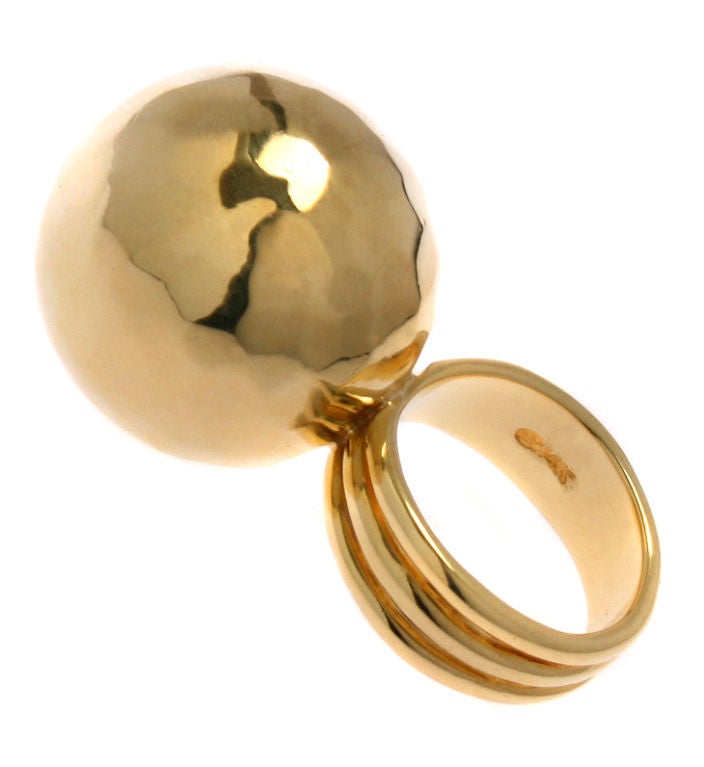 Large and Fun Hand Hammered gold Sphere Ring In Excellent Condition In Chicago, IL