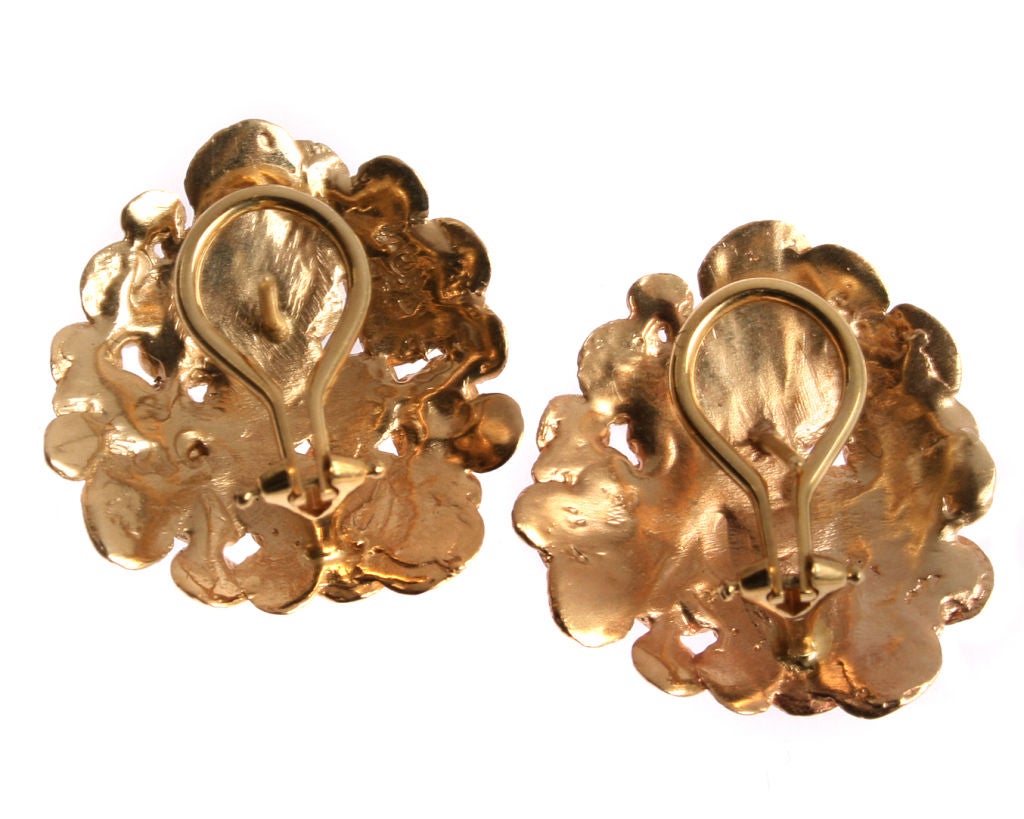 Ed Wiener 18kt  Gold Textural Earrings In Excellent Condition In Chicago, IL