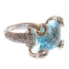Gucci 18 kt White Gold, Diamond  and Blue Topaz Ring