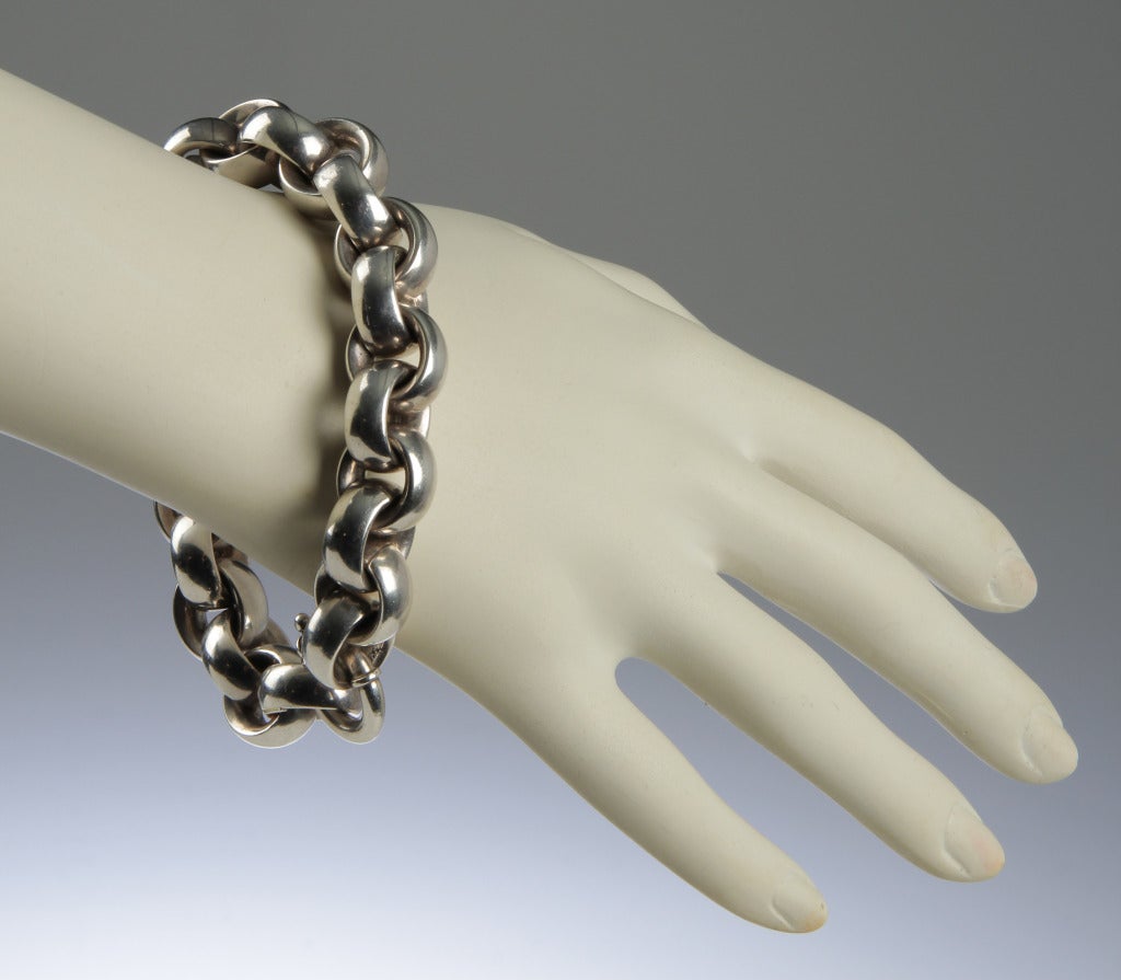 Large Link Silver Bracelet In Excellent Condition In Chicago, IL