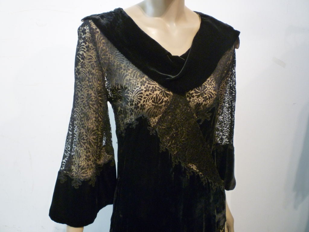 1930s Intricate Appliqué Silk Lace and Velvet Dress 2