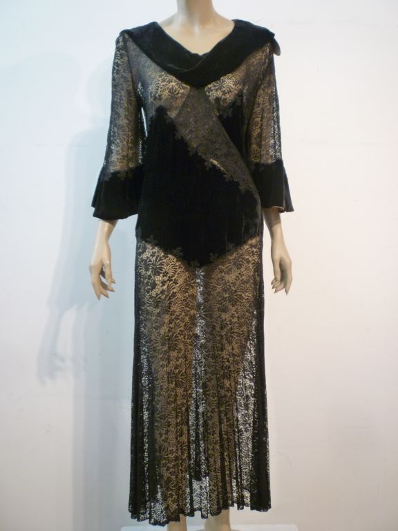 1930s Intricate Appliqué Silk Lace and Velvet Dress 3