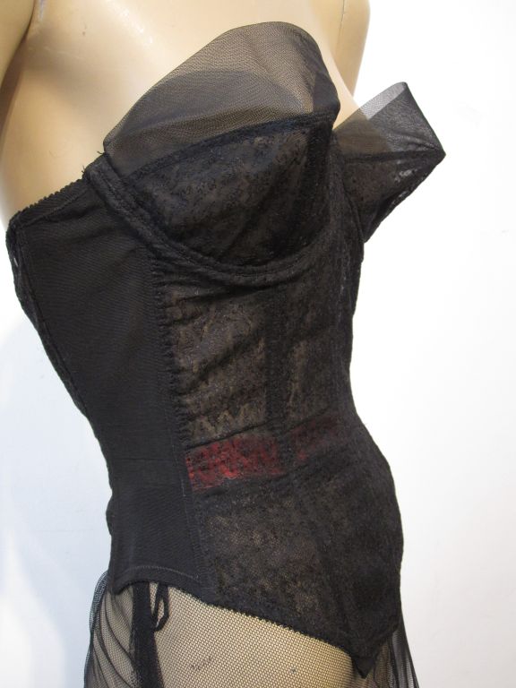 widow skirt