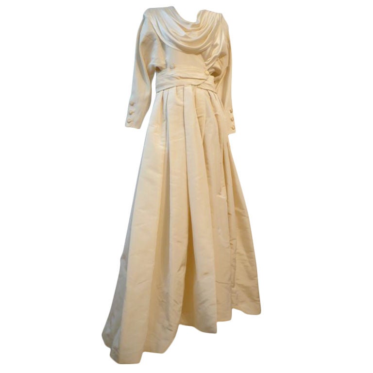 Chanel Haute Couture Ivory Silk Formal Coat Dress For Sale at 1stDibs
