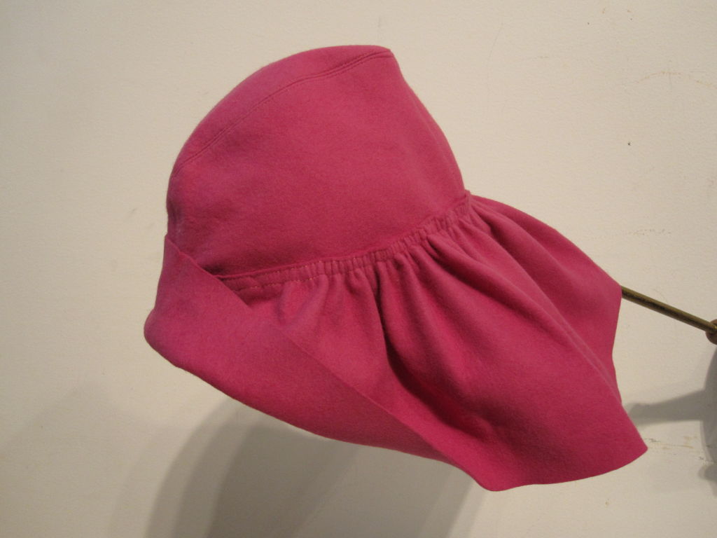 40s Pink Felt Gathered Brim Hat from Carson Pirie and Scott 2