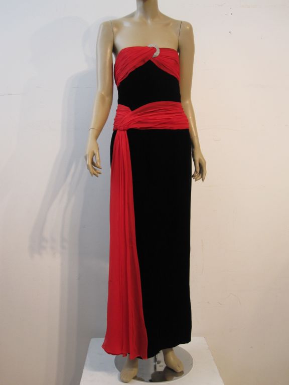 Carolyn Roehm Velvet and silk chiffon strapless gown with rhinestone buckle detail at decolletage.  Originally sold at I. Magnin.  Size 6. In excellent condition