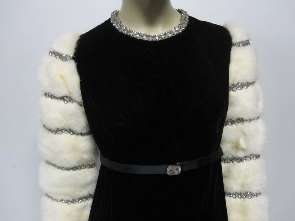 Nina Ricci 70s Couture Gown and Cape - Velvet and Mink Sleeves 3