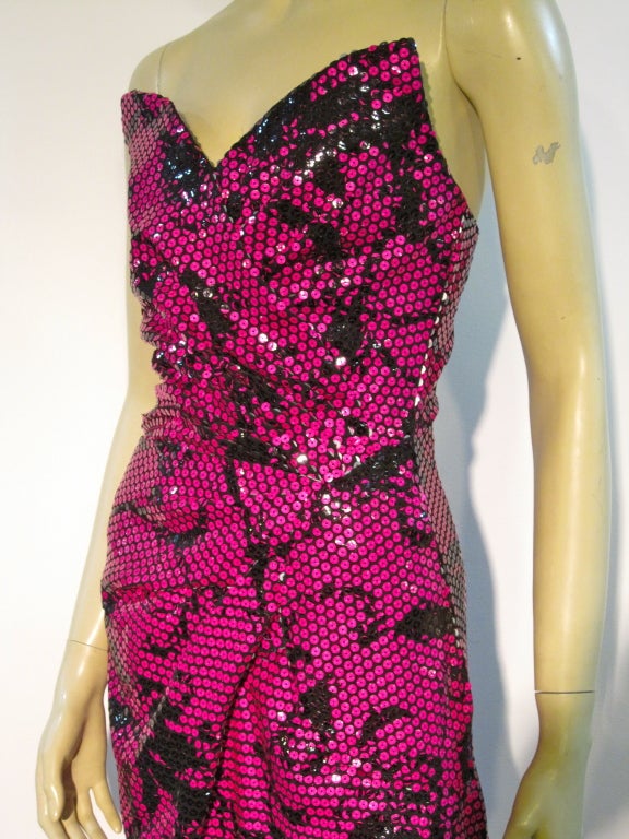 Bob Mackie Slinky 70s Sequin Fuchsia and Black Strapless Column 4