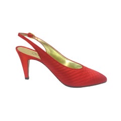Vintage Chanel 80s Red Quilted Satin Slingback Pump