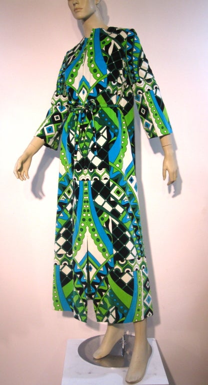 60s Psychedelic Print Velveteen Hostess Robe For Sale at 1stDibs