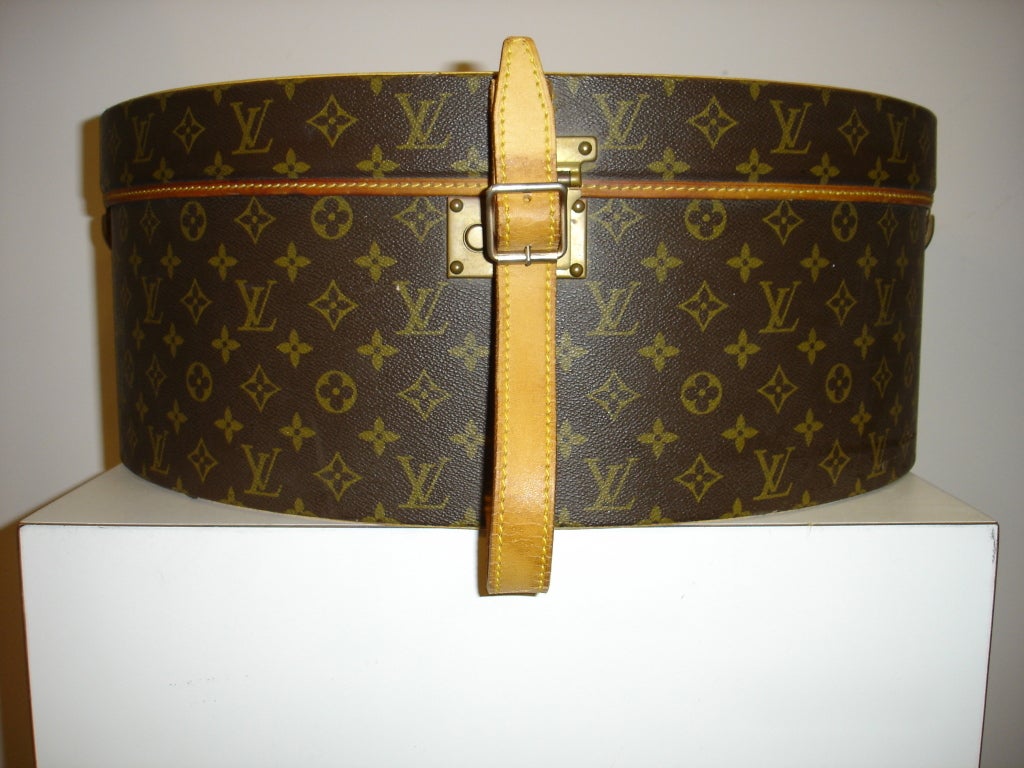 1970's Louis Vuitton Hardcase Hat Box