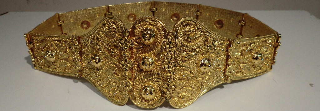 1970's Judith Lieber Etruscan Gold Link Belt 1