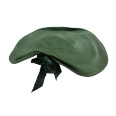 Spectacularly Chic Kelly Green Straw Oval Platter Hat w/ Velvet