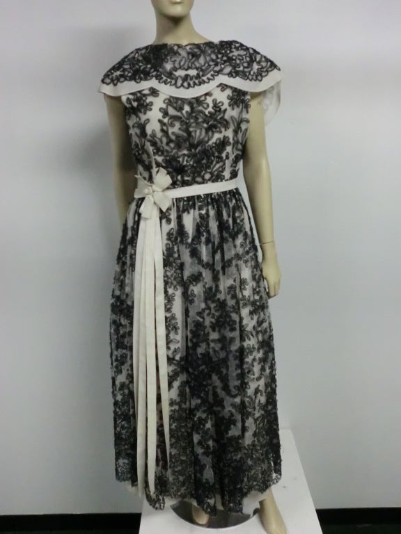 50s Black and White Ribbon Embroidered Gown 3