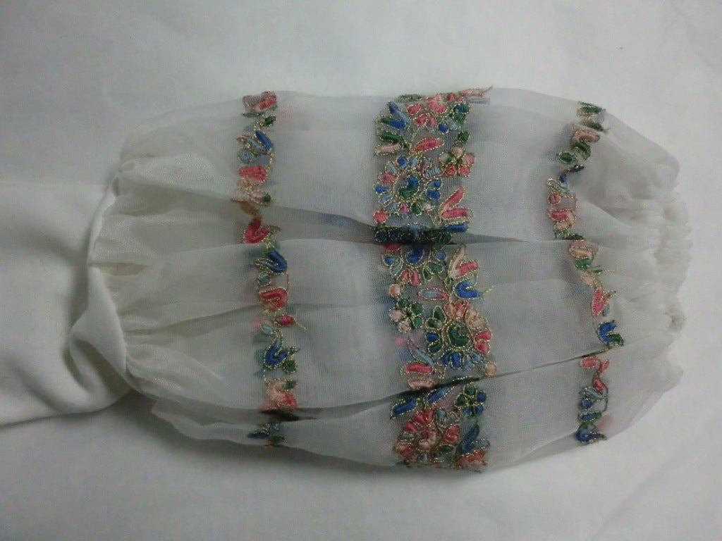 50s Pink/White Gloves w/ Embroidered Organza Gauntlet 5
