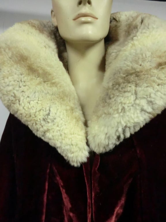 Women's 20s Silk Velvet Evening Cocoon Coat w/ Lush Chinchilla Collar