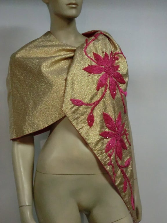 Women's 50s Glam Gold Lame Evening Wrap w/ Fuchsia Lining and Embroidery