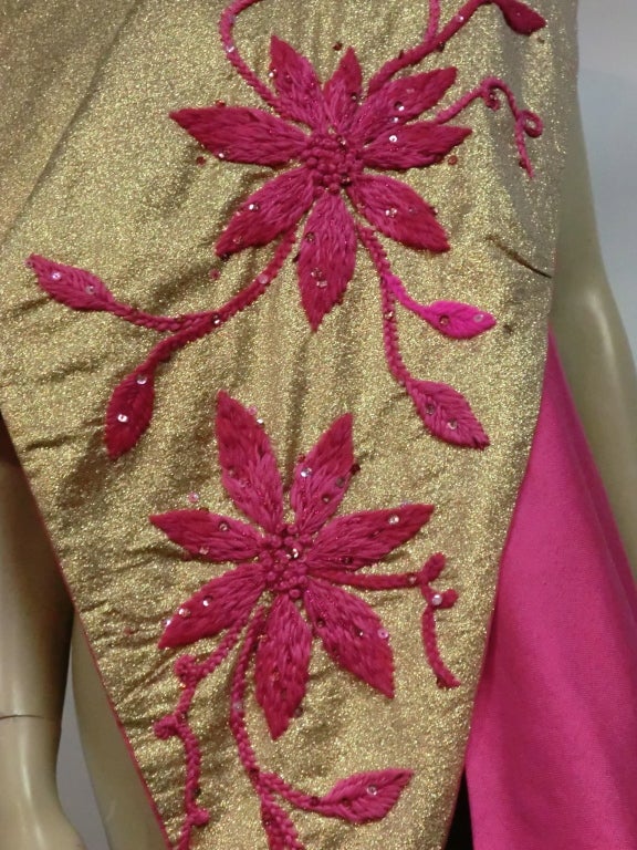 50s Glam Gold Lame Evening Wrap w/ Fuchsia Lining and Embroidery 2