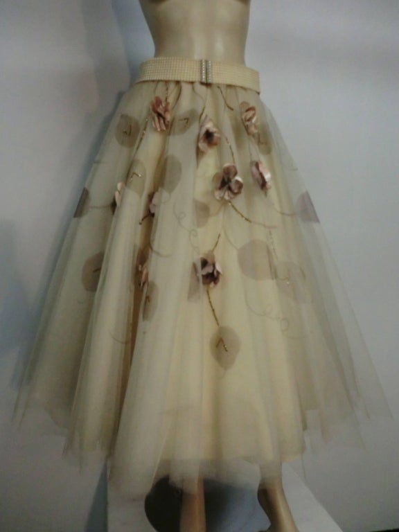 50s Full Tulle Skirt with Silk Flower and Leaf Applique 4