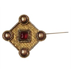80s Isabel Canovas Poured Glass & Faux Pearl Etruscan Stick Pin 5