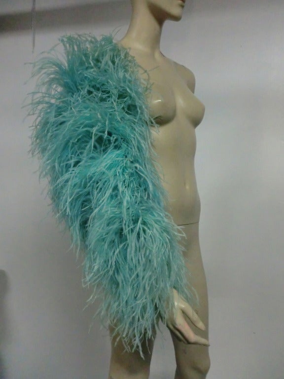 Women's 1920s Aqua Ostrich Feather Decorative Evening Muff