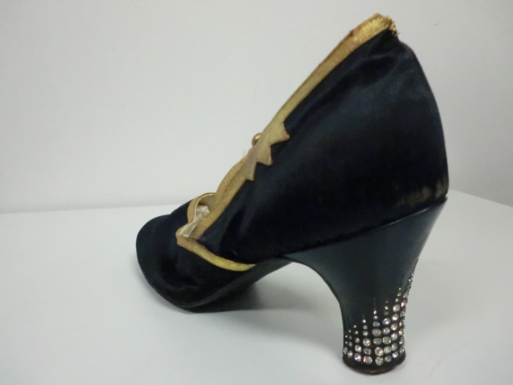 1920's Silk/Gilt Leather and Rhinestone Dancing Shoe In Fair Condition In Gresham, OR
