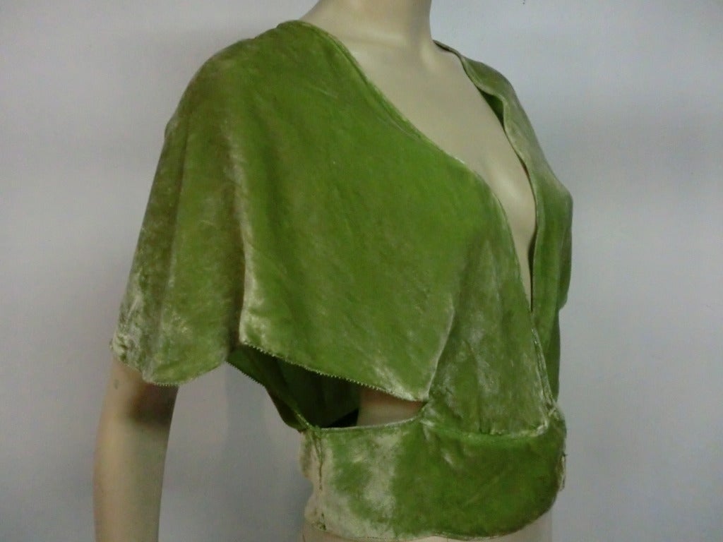 1920's Art Deco Pistachio Silk Velvet Evening Bolero In Good Condition In Gresham, OR