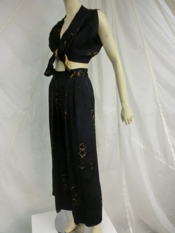 1940's 3-Piece Pajama and Smoking Jacket Ensemble In Excellent Condition In Gresham, OR