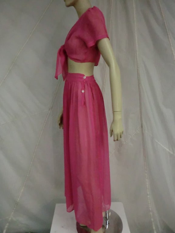 1930's Fuchsia Voile 2-Piece Lounging Set w/ Tie Front In Excellent Condition In Gresham, OR