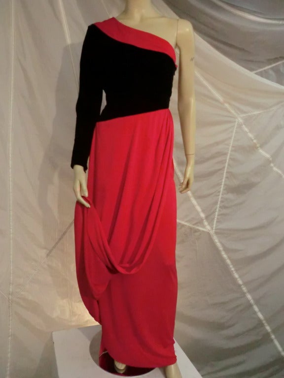 Carolina Herrera One Shoulder Velvet and Jersey Gown In Excellent Condition In Gresham, OR