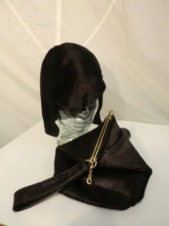 1940s Black Calf Hide Handbag w/ Incredible Closure - Suede Lined 4