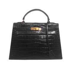 1980s Hermes Chocolate Crocodile 32cm Kelly Handbag w/ Shoulder Strap