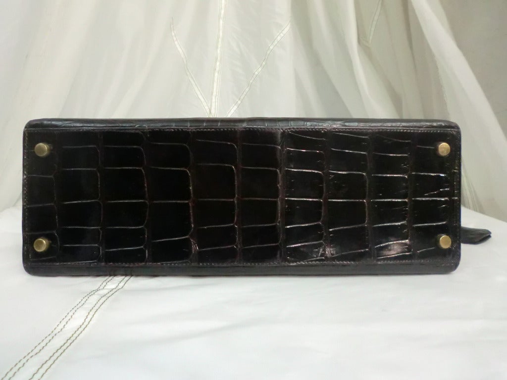 1980s Hermes Chocolate Crocodile 32cm Kelly Handbag w/ Shoulder Strap 2