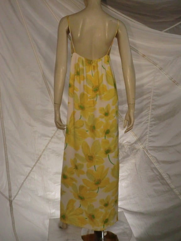 1960s James Galanos for Amelia Gray Daisy Print Column Gown w/ Silk Duster In Excellent Condition In Gresham, OR