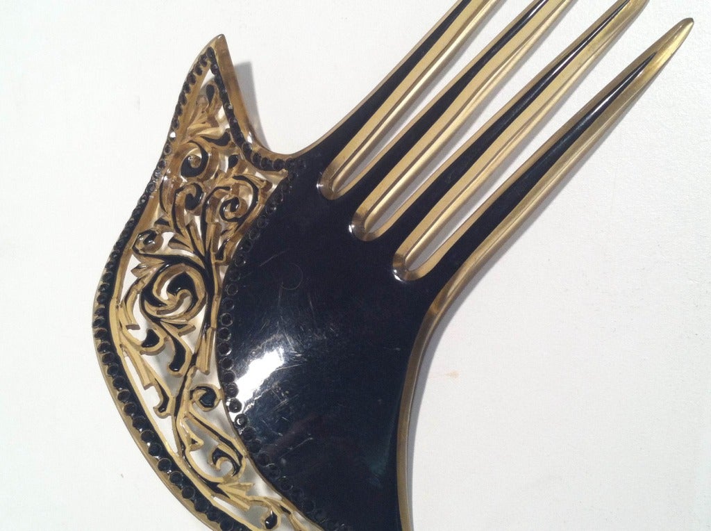 1920s Art Deco Celluloid Comb with Cut-Outs and Black Stones In Excellent Condition In Gresham, OR