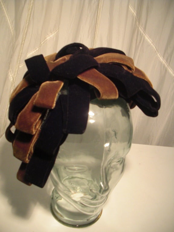 1950s Norma Hat of Looped Velvet in Black and Brown In Excellent Condition In Gresham, OR