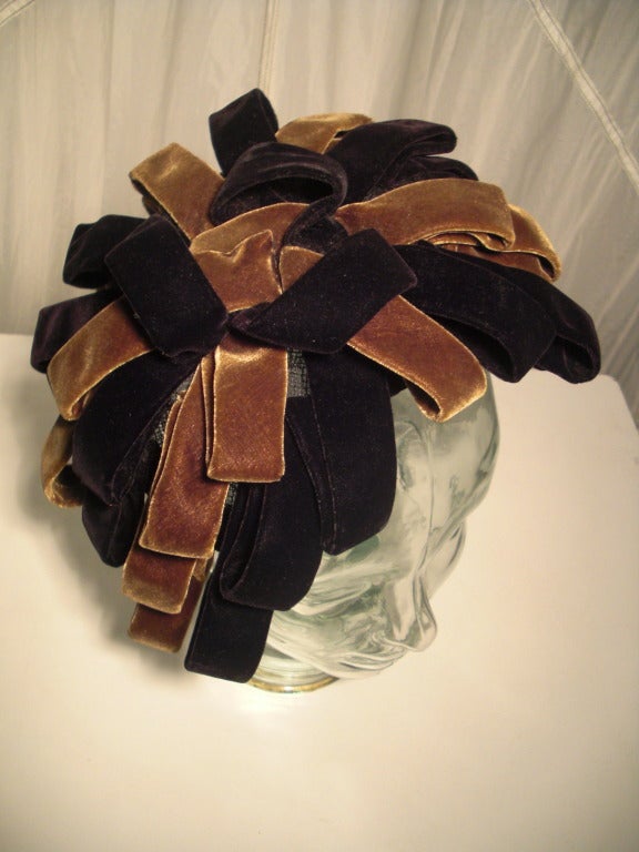 1950s Norma Hat of Looped Velvet in Black and Brown 2