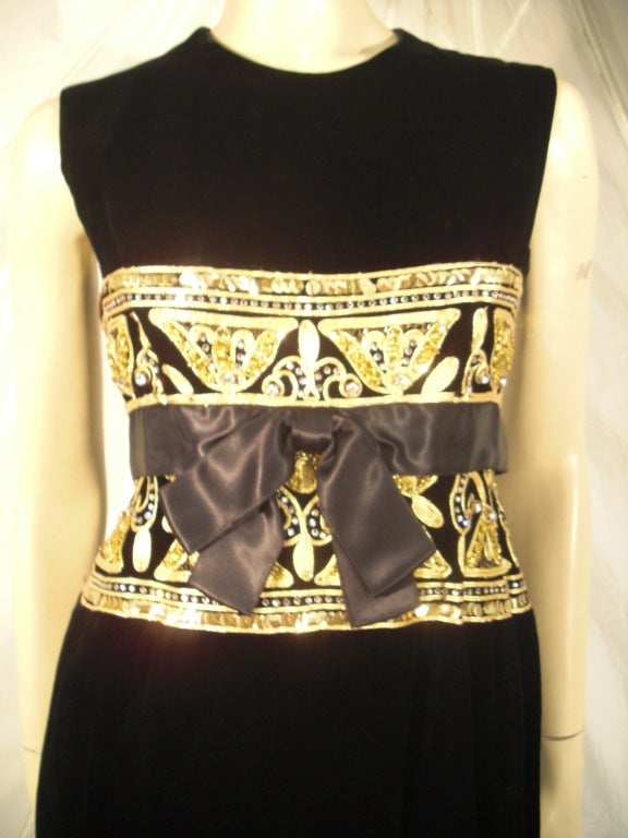 1960s I. Magnin Velvet Column w/ Elaborate Gold Embellished Bodice In Excellent Condition In Gresham, OR