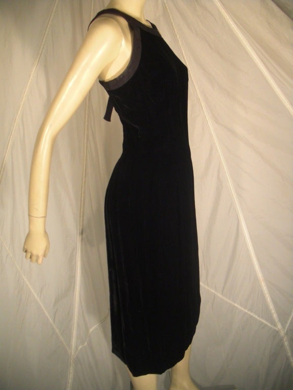 1960s Suzy Perette black velvet sheath dress with linen shoulder straps and piping.  Back bow and cut-out.  Seriously sexy. Fully lined.