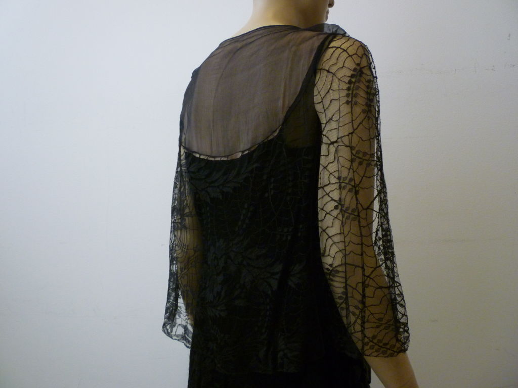 1920s Silk Chiffon and Lace Cocktail Dress w/ Quilted Detail 2