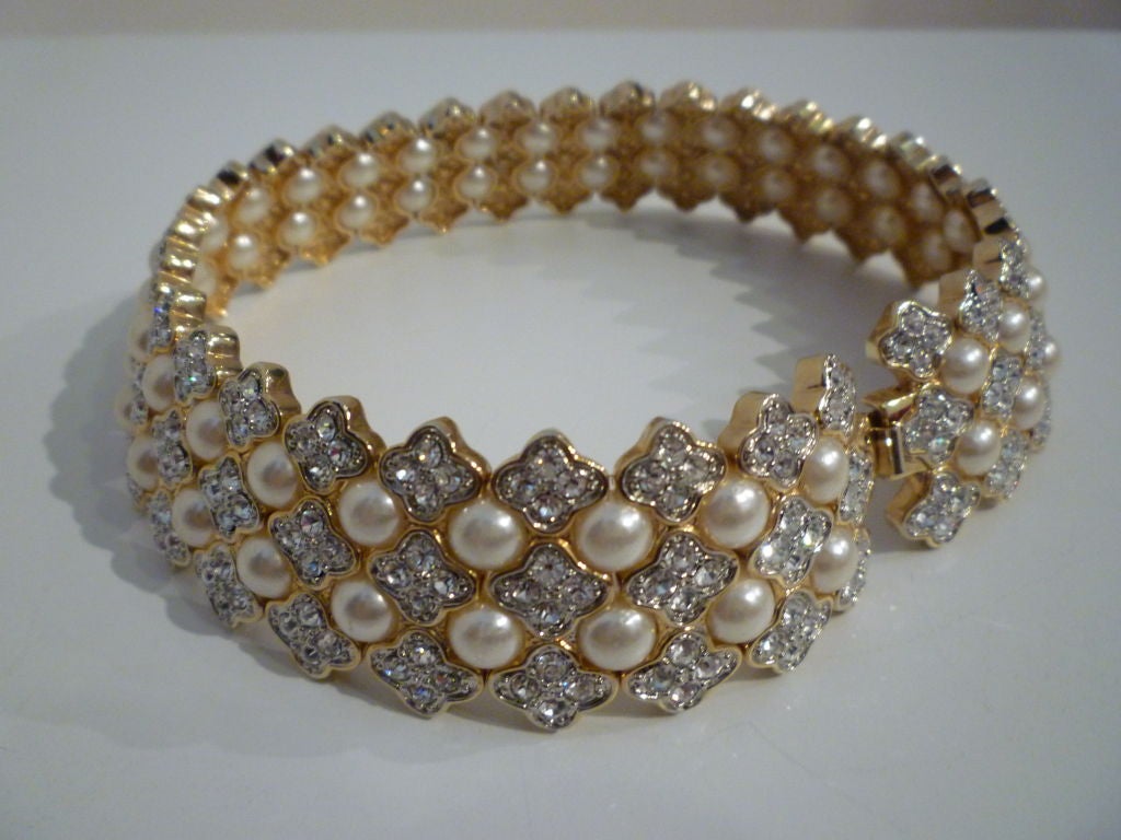Women's Chunky Rhinestone and  Pearl Collar Choker